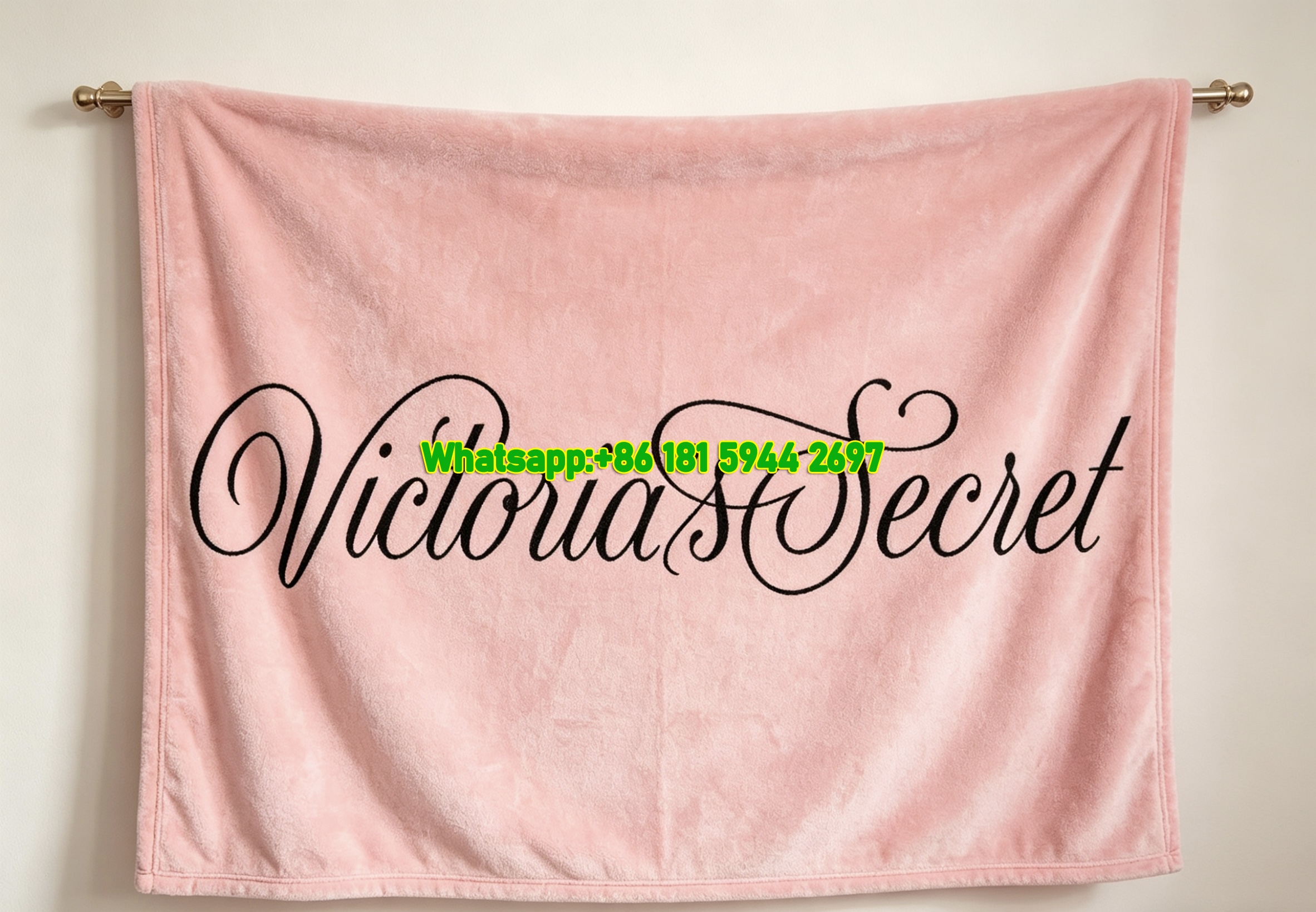 Victoria's Secret Flannel Fleece Throw Blanket V041